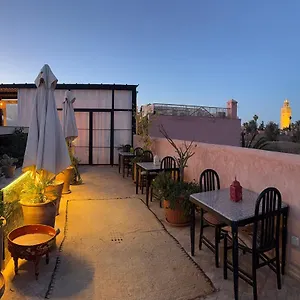  Riad Atrium &